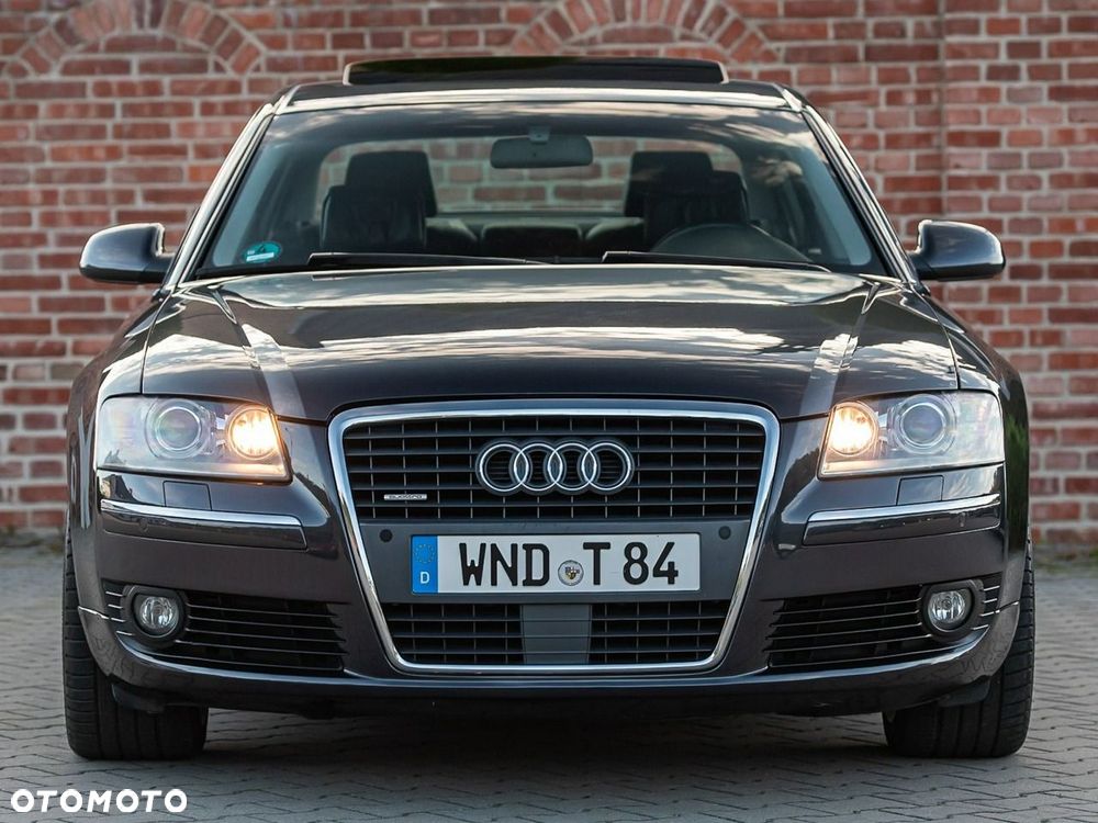 Audi A8 4.2 FSI Quattro - 12