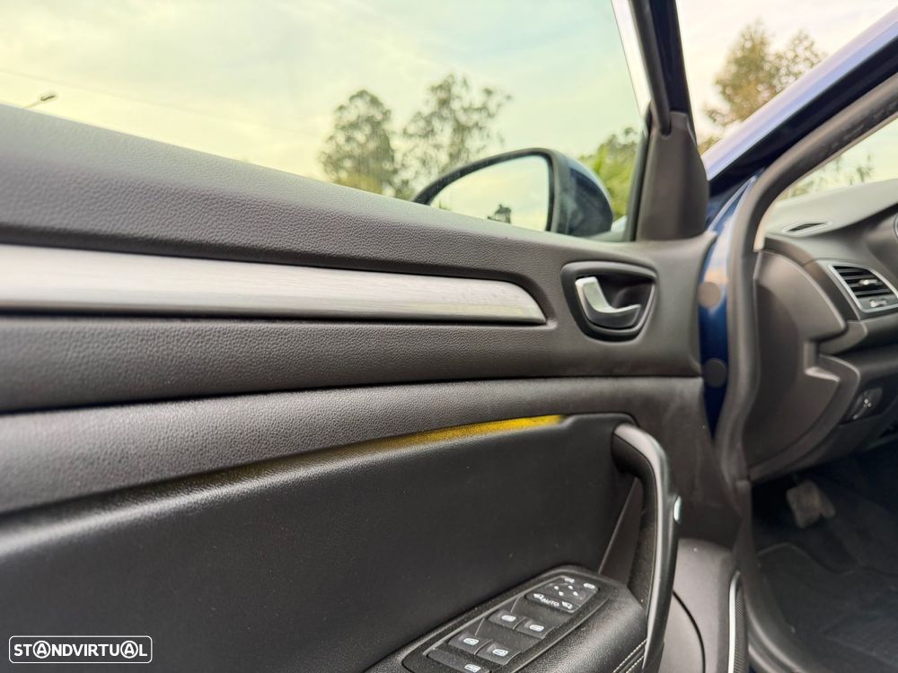 Renault Mégane Sport Tourer 1.5 Blue dCi Intens EDC - 26