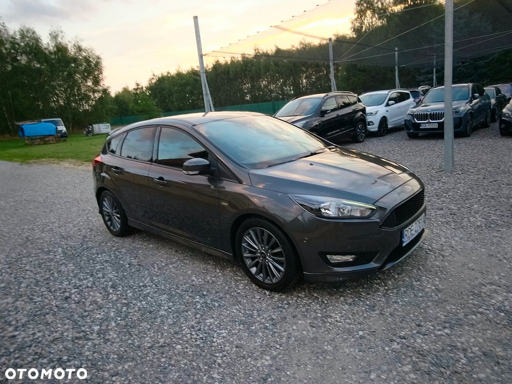 Ford Focus 1.0 EcoBoost ST-Line - 10