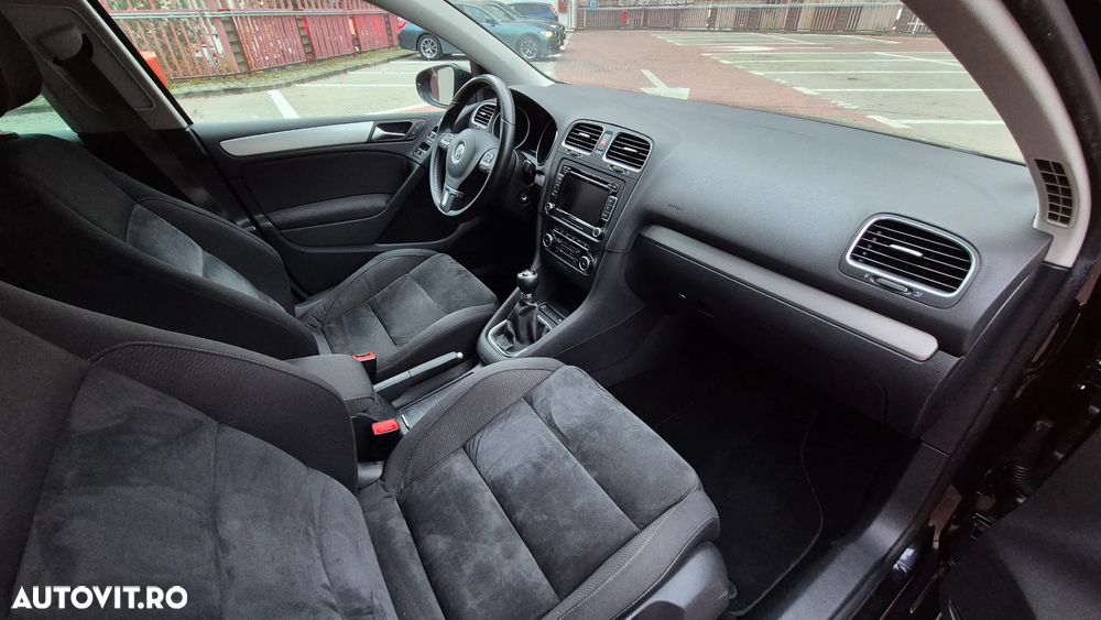 Volkswagen Golf 1.4 TSI Highline - 11