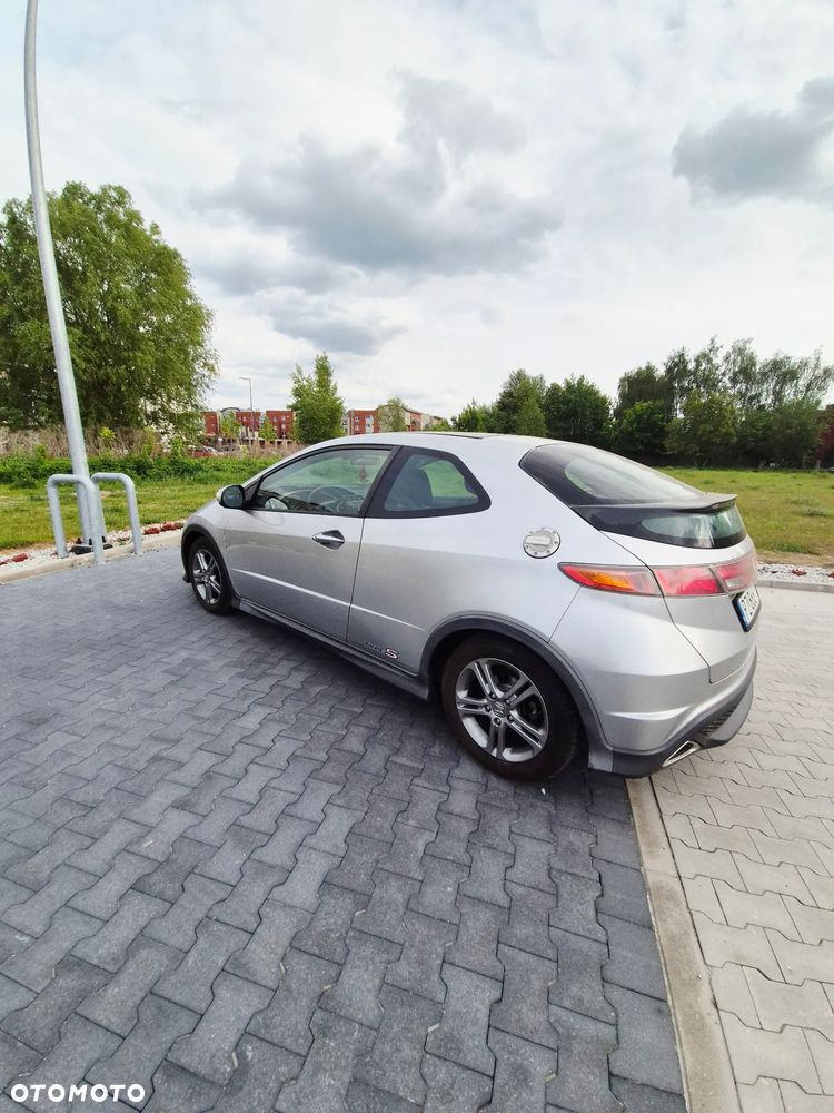 Honda Civic 1.8i-VTEC Type S - 19