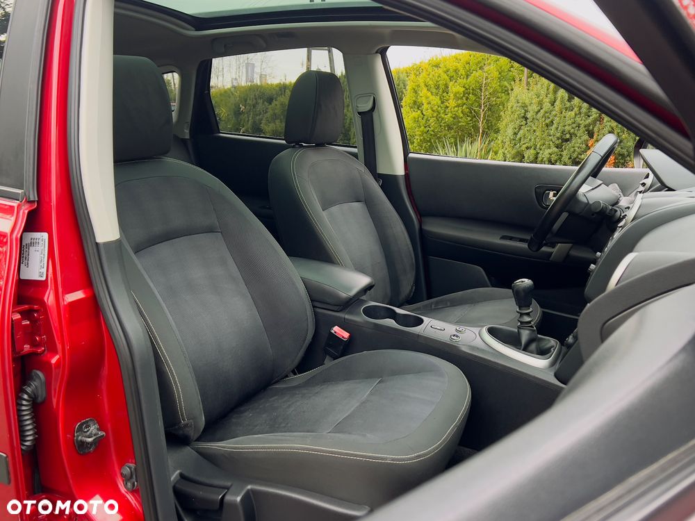 Nissan Qashqai 2.0 dCi DPF tekna - 16