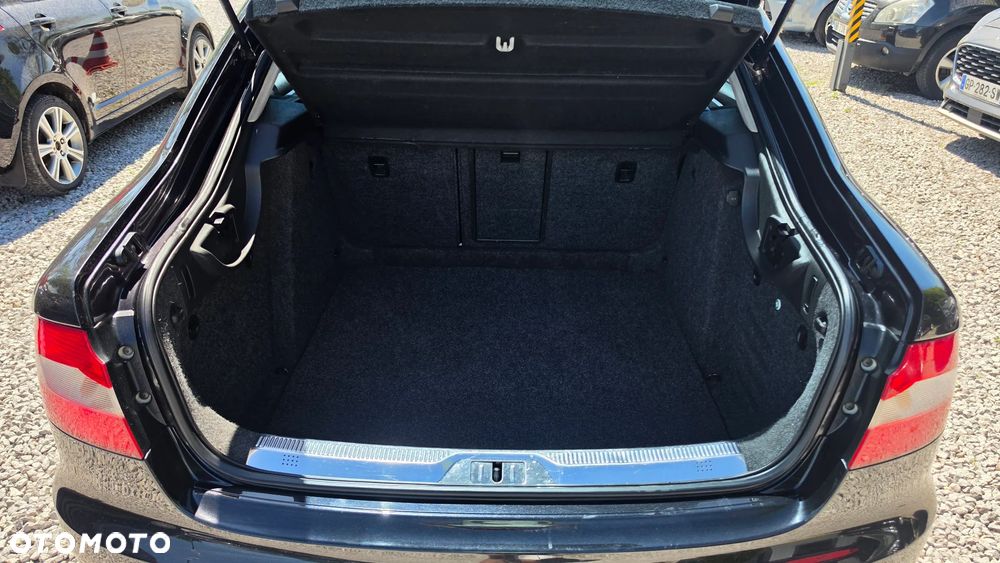 Skoda Superb 2.0 TSI Business DSG - 18