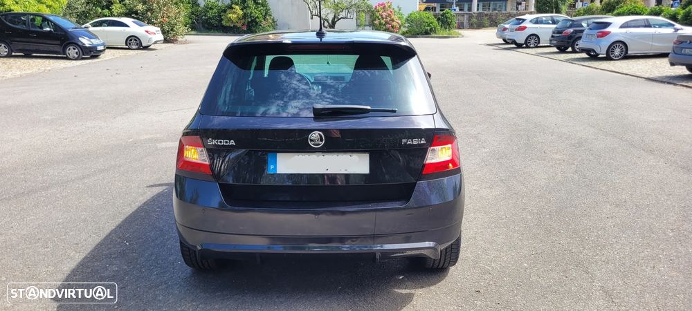 Skoda Fabia 1.0 TSI Black Edition - 5