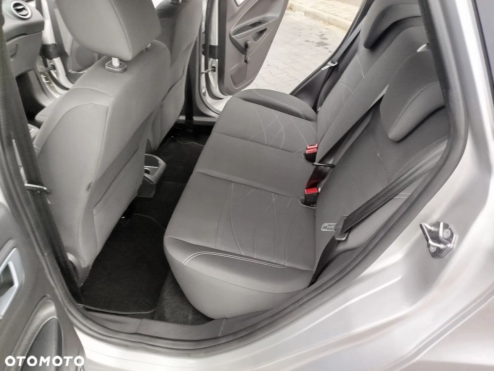 Ford Fiesta - 15
