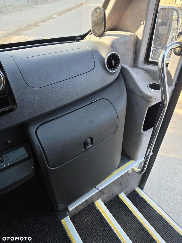 Mercedes-Benz Żak MB Sprinter 29+2 - 12