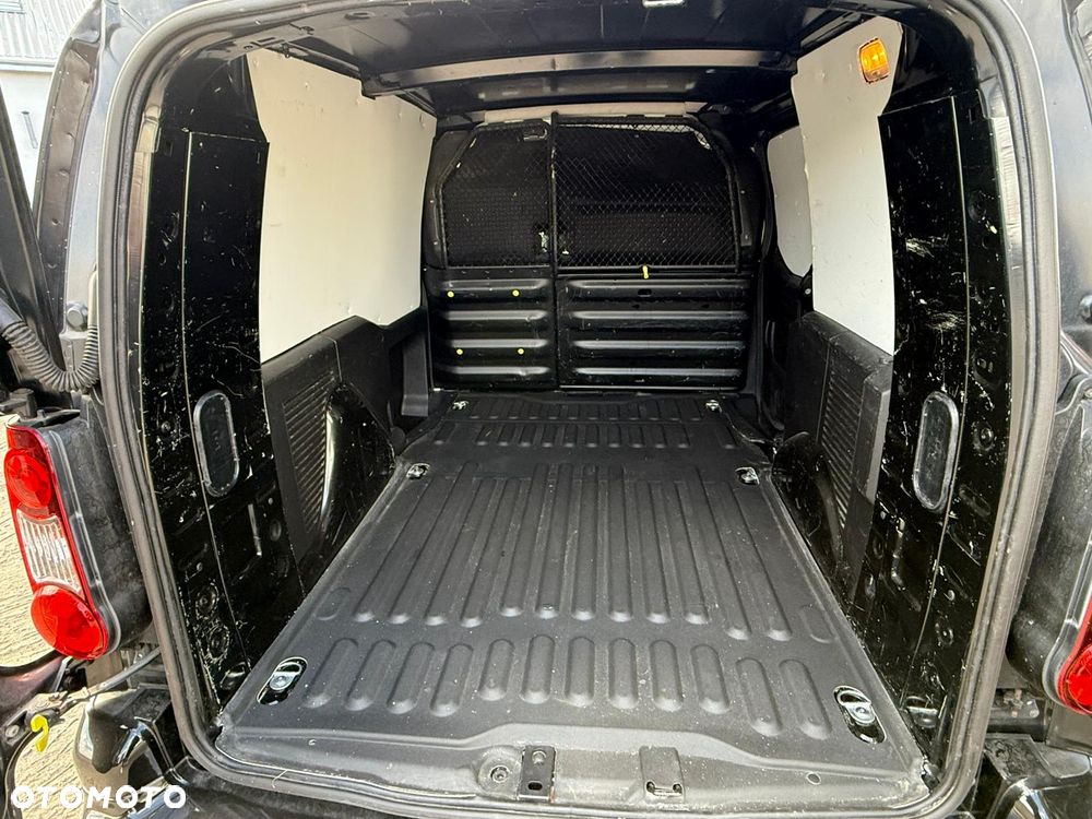 Citroën BERLINGO - 12