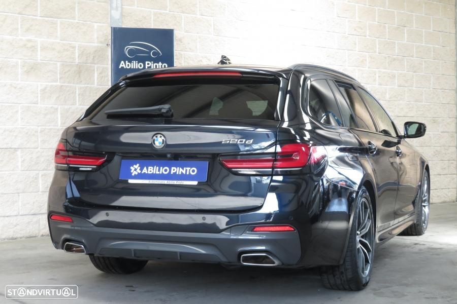 BMW 520 d Pack Desportivo M Auto - 32