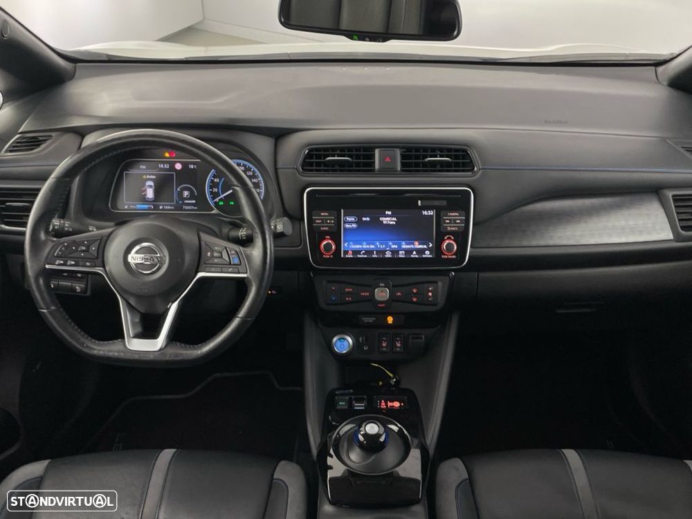 Nissan Leaf Tekna ProPilot Park - 10