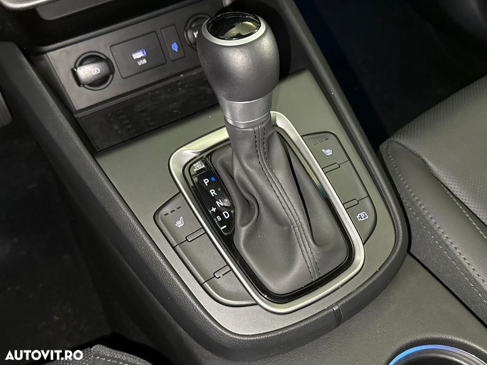 Hyundai KONA - 19