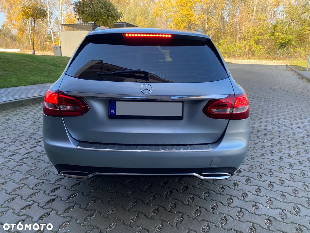 Mercedes-Benz Klasa C 180 (BlueTEC) d - 25