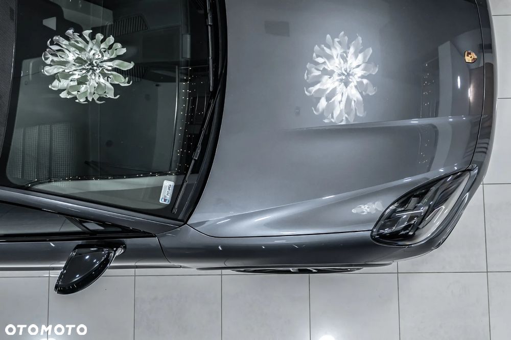 Porsche Cayenne - 19