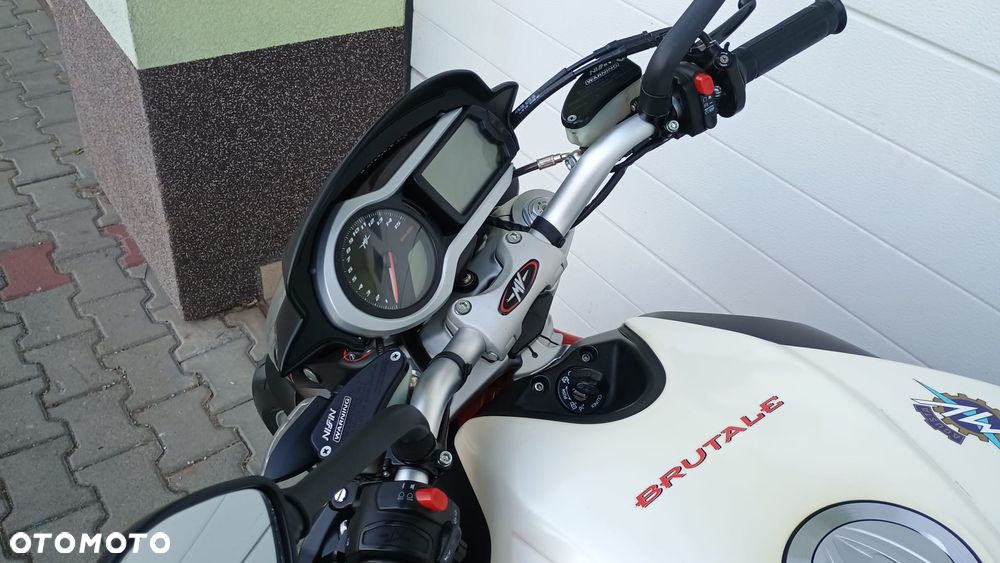 MV AGUSTA Brutale - 11