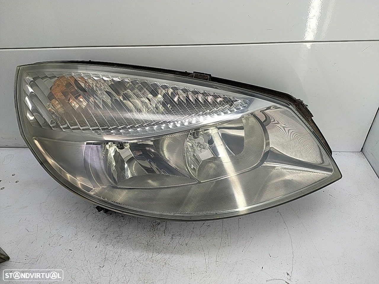 Farol Direito Renault Scénic Ii (Jm0/1_) - 1