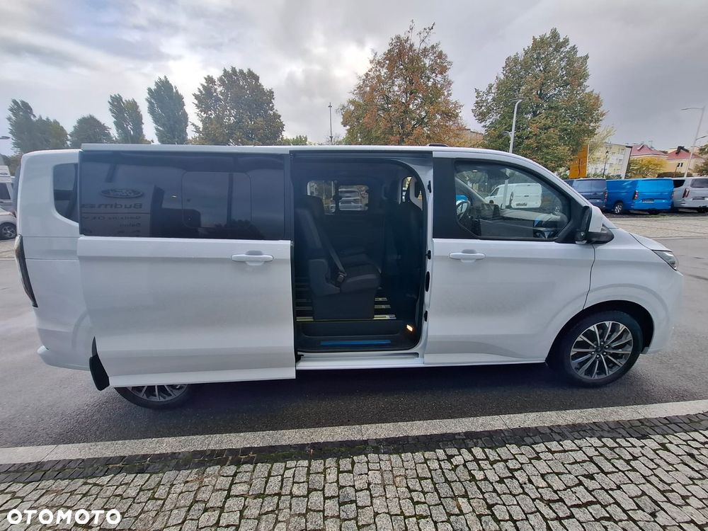 Ford Tourneo Custom 2.5 PHEV CVT 340 L2 Titanium X - 6