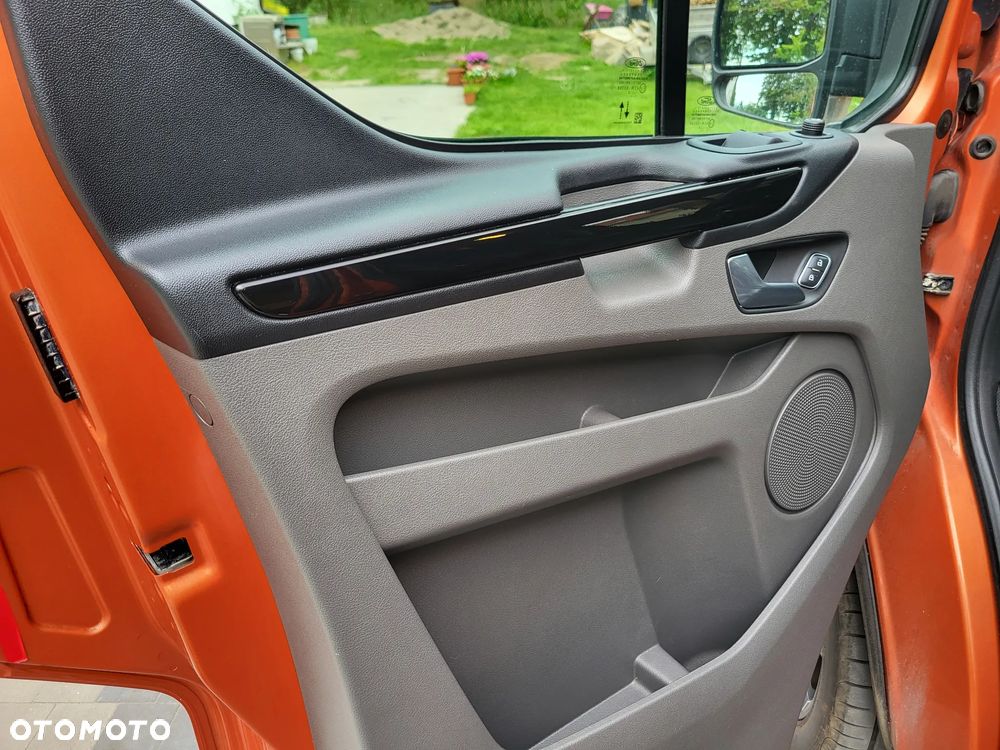 Ford Transit Custom Sport - 24
