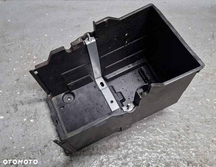 ford kuga mk2 obudowa podstawa akumulatora - 1