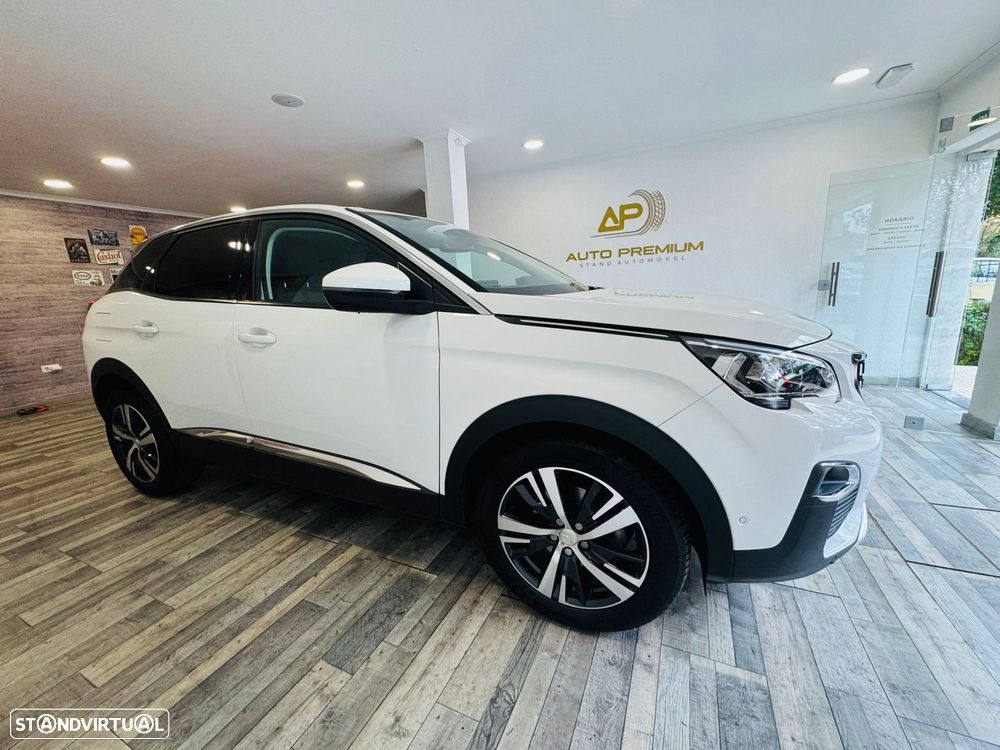 Peugeot 3008 1.2 PureTech Allure EAT6 - 4