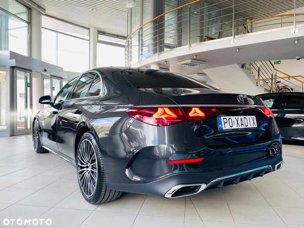 Mercedes-Benz Klasa E 200 4Matic 9G-TRONIC Edition AMG Line - 5