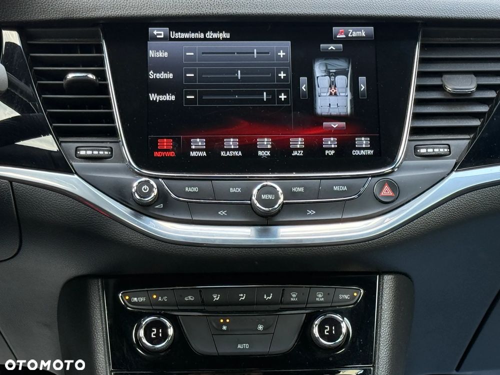 Opel Astra 1.4 T Dynamic S&S - 10