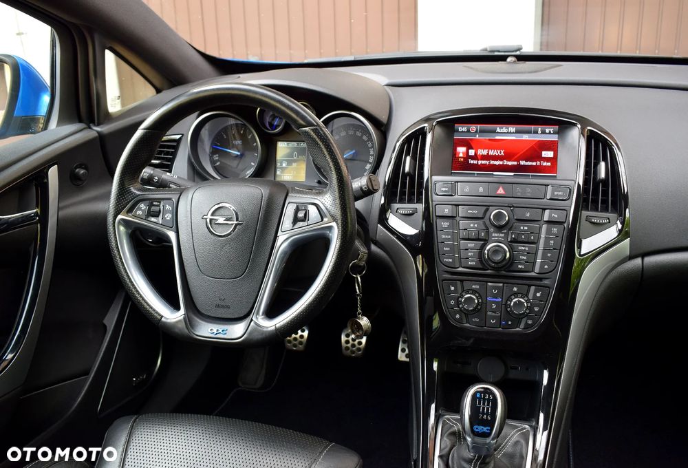 Opel Astra OPC Start/Stop - 27