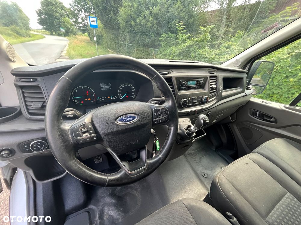 Ford Transit - 13