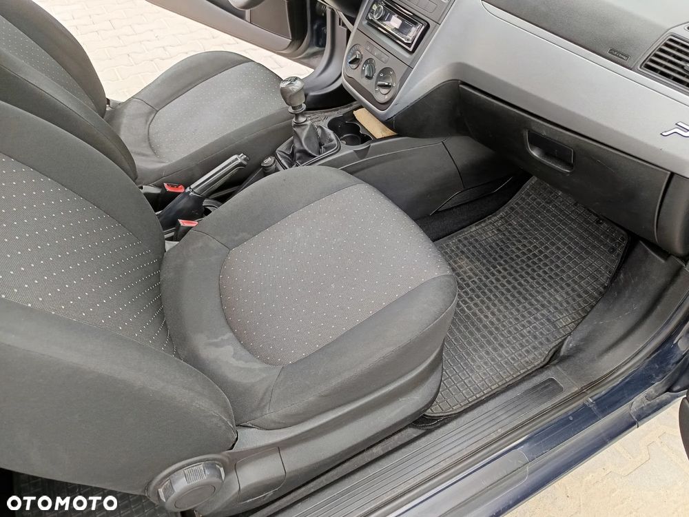 Fiat Grande Punto 1.4 8V - 17