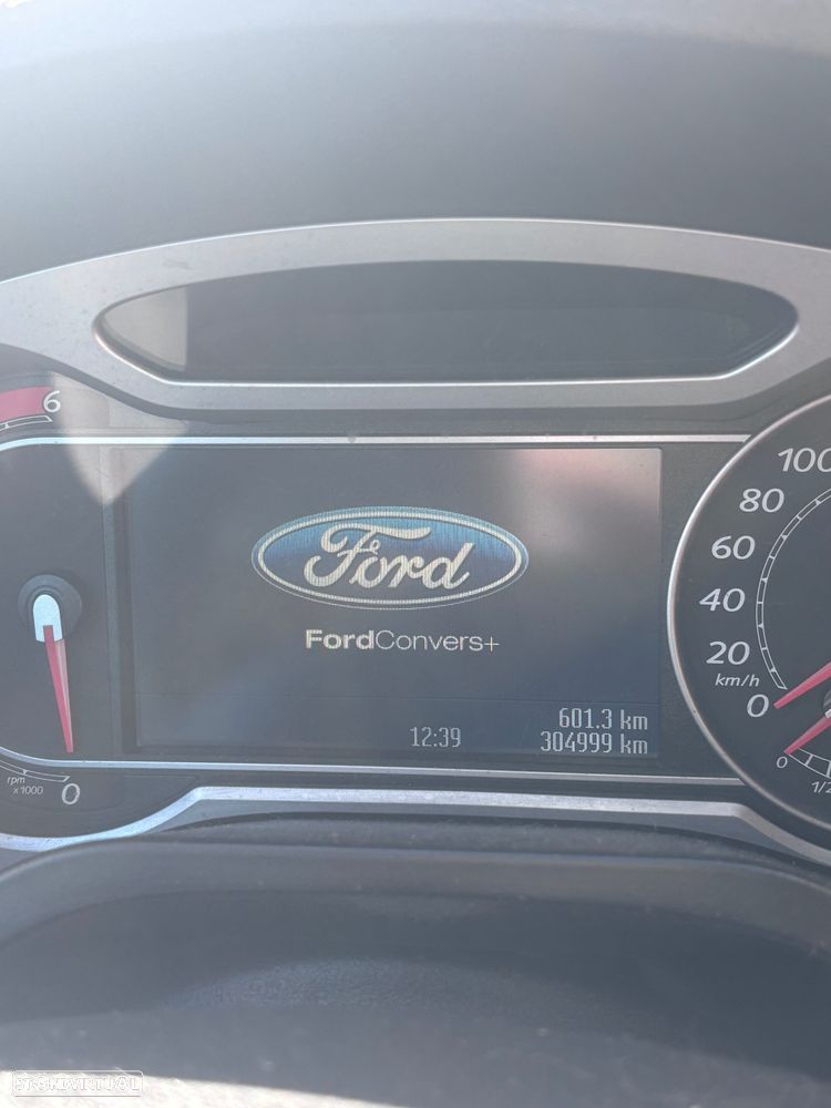 Ford S-Max 2.0 TDCi Titanium 7L - 7