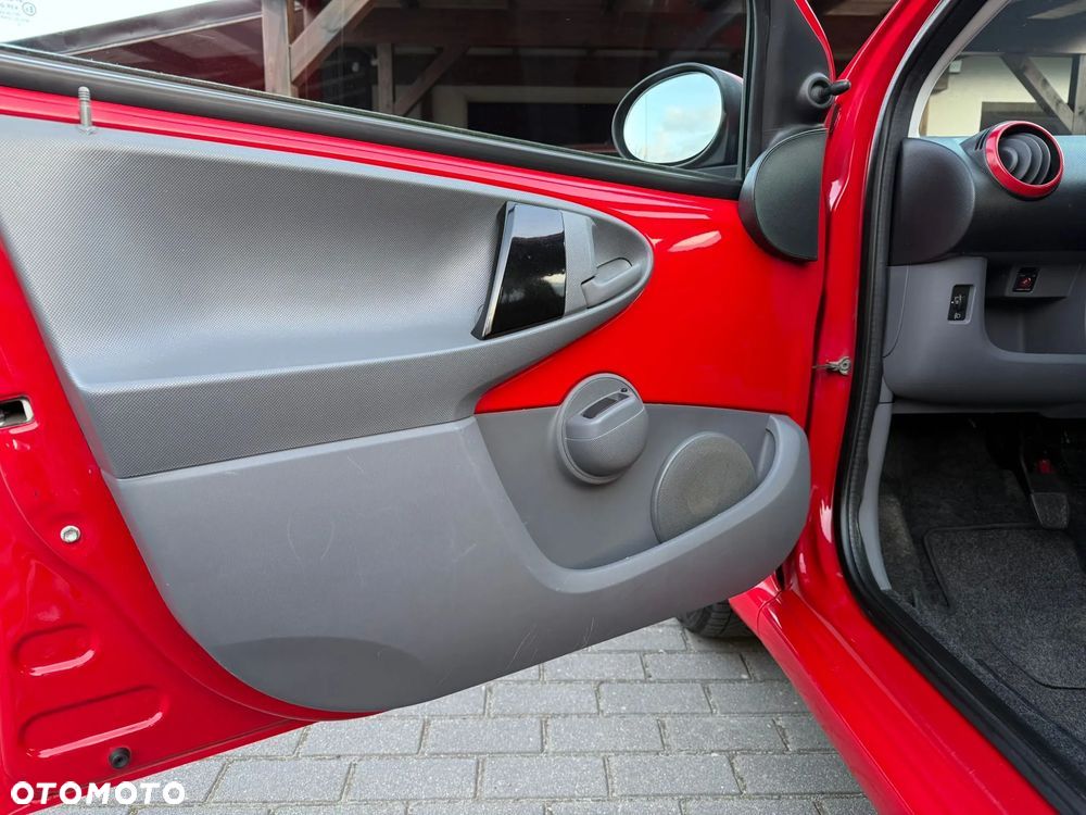 Toyota Aygo 1.0 VVT-i Black MM - 19