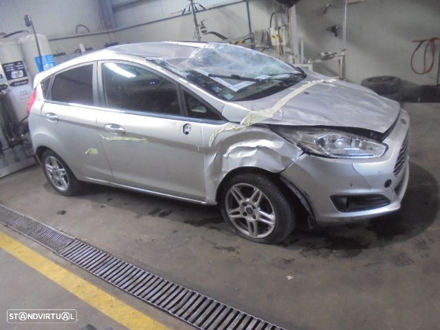 Carro MOT: XUJA FORD FIESTA 6 2013 1.5TDCI 75CV 5P CINZA DIESEL - 2