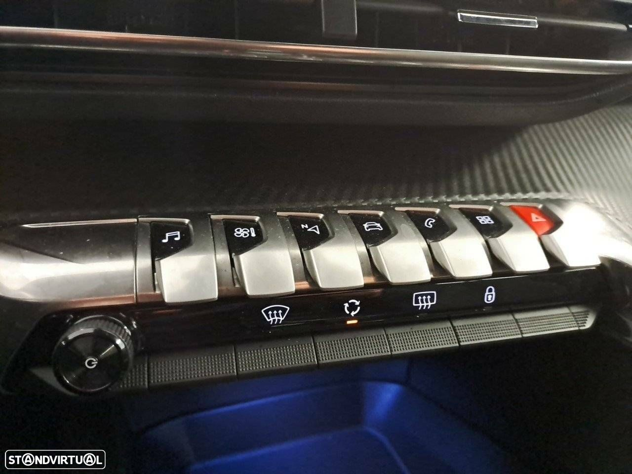 Peugeot 5008 1.5 BlueHDi Allure Pack EAT8 - 21