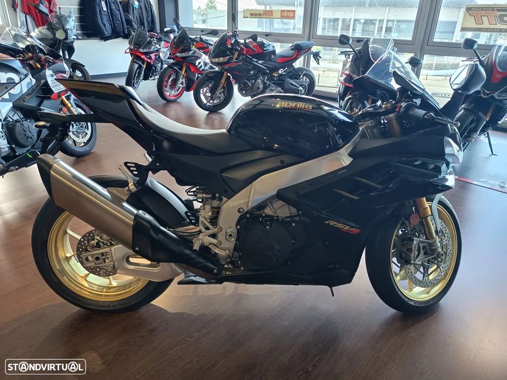 Aprilia RS V4 FACTORY - 5