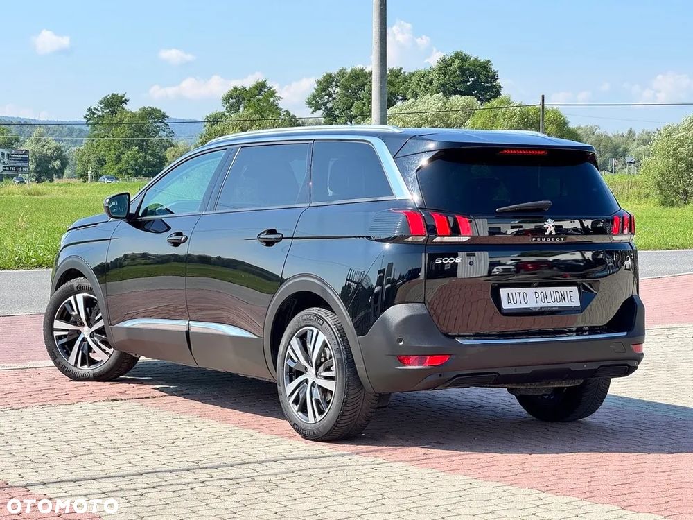 Peugeot 5008 - 4