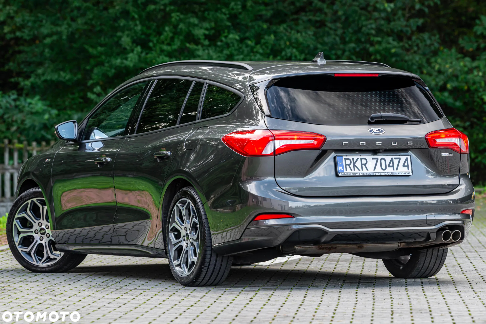 Ford Focus 1.0 EcoBoost Hybrid ST-LINE - 4