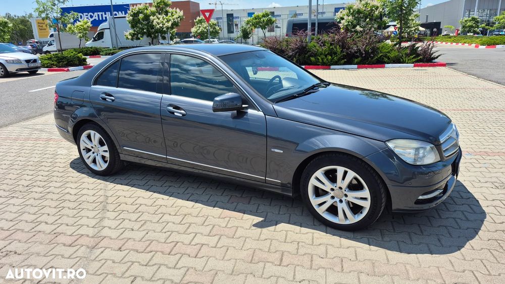 Mercedes-Benz C 200 CGI Automatik BlueEFFICIENCY Avantgarde - 2