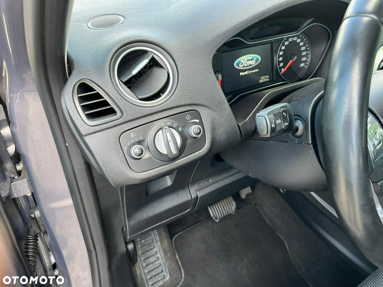 Ford Galaxy - 21