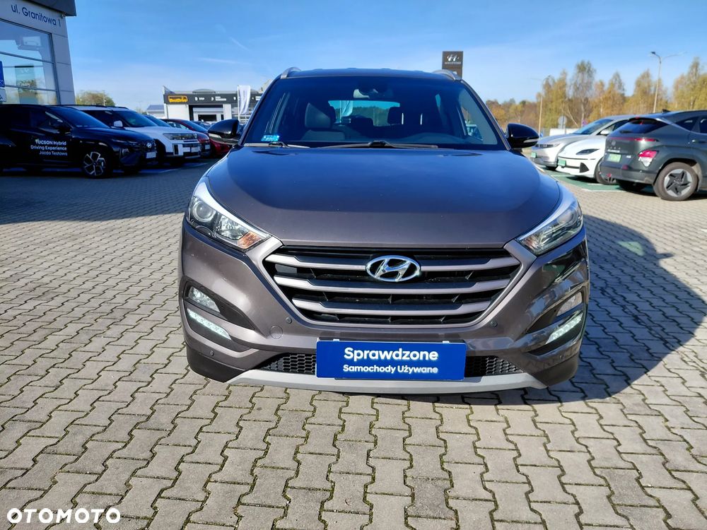 Hyundai Tucson 1.7 CRDI BlueDrive Comfort 2WD DCT - 11