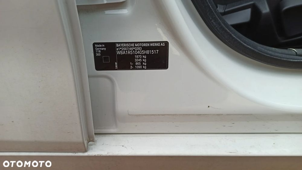 BMW Seria 1 - 30