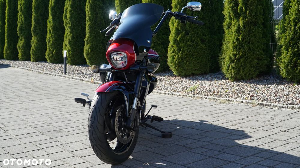 Suzuki Boulevard - 8