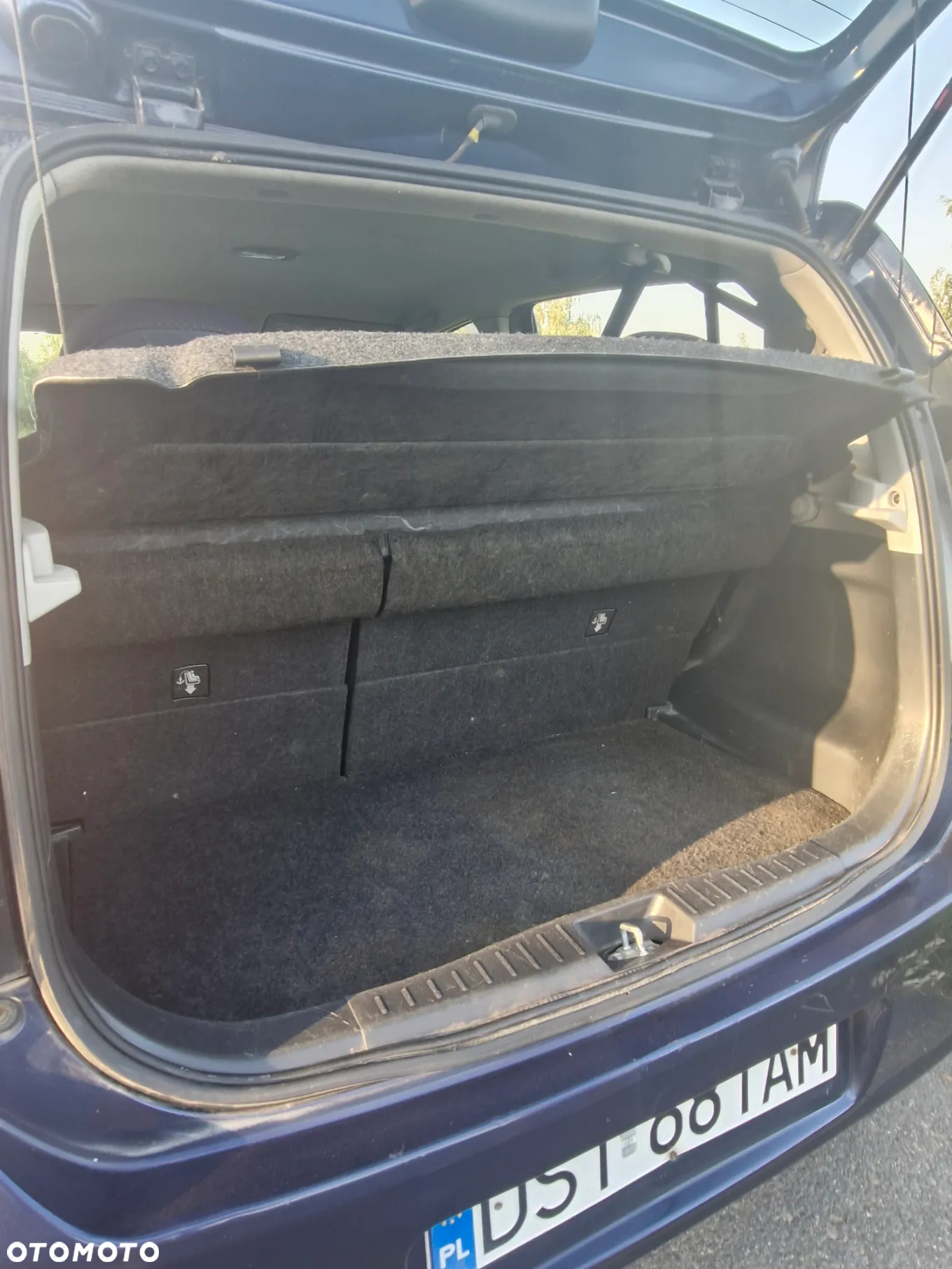 Daihatsu Sirion 1.0 - 11