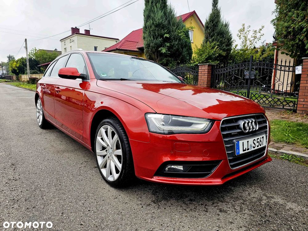 Audi A4 Avant 2.0 TDI DPF quattro S tronic S line Sportpaket - 4
