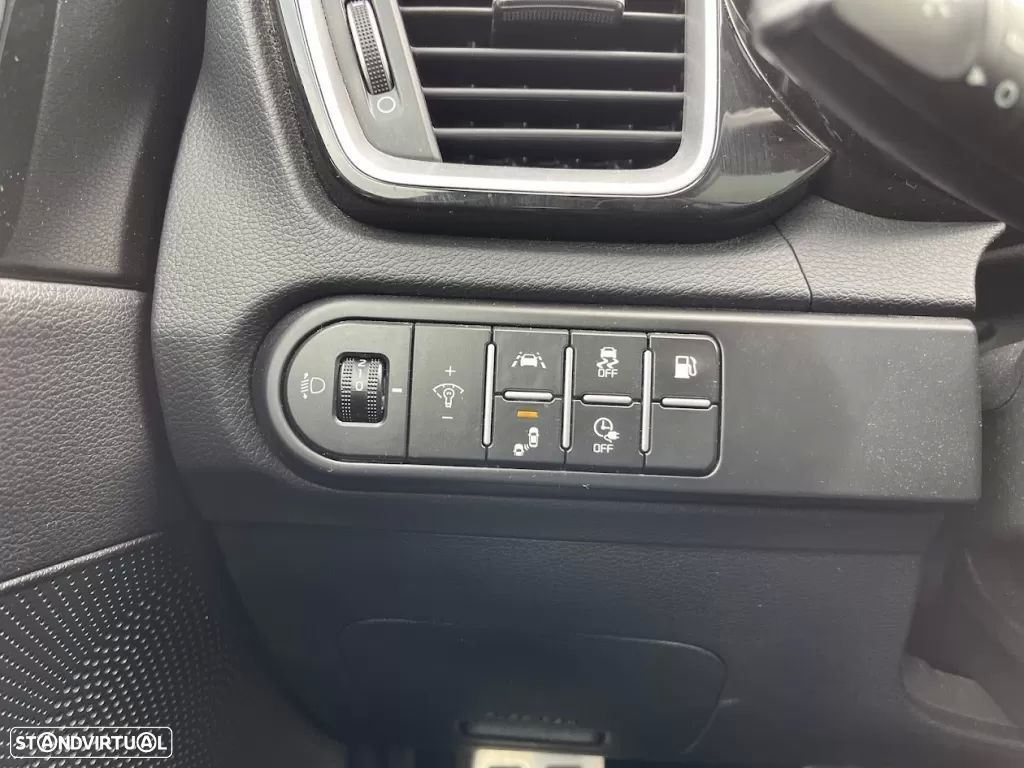 Kia XCeed 1.6 GDi PHEV Drive - 19