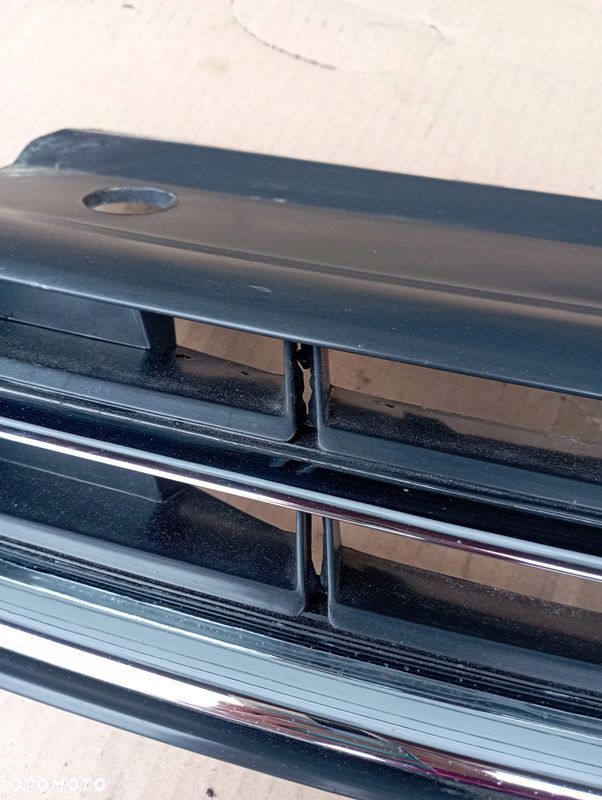 VW POLO 6C GRILL ATRAPA ZDERZAKA PRZÓD 6RD853653D - 2