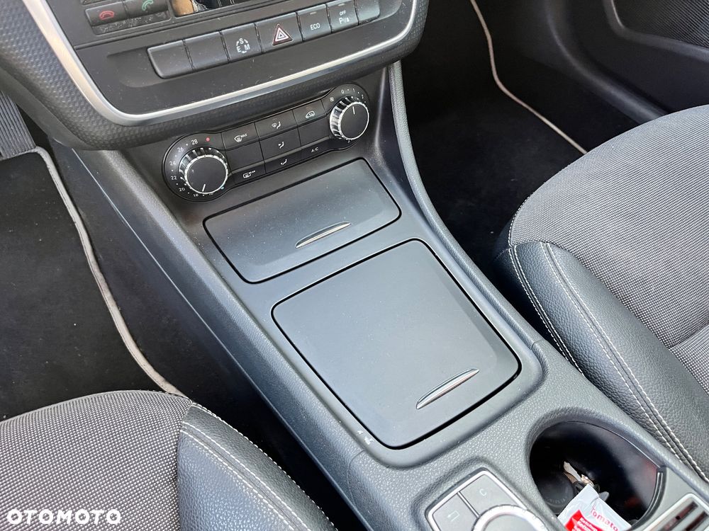 Mercedes-Benz Klasa A 180 CDI 7G-DCT - 16