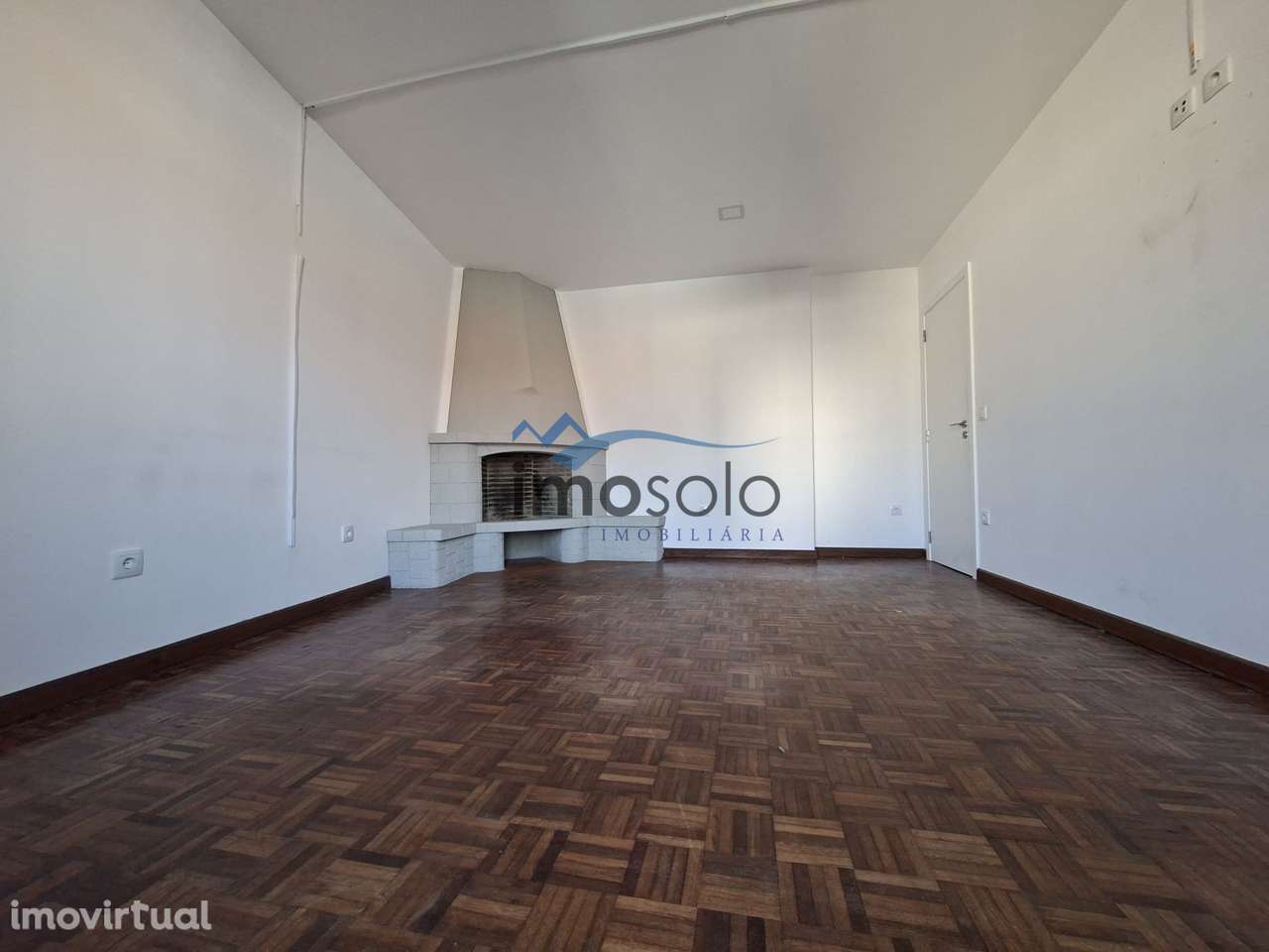 Apartamento T4 Remodelado no Centro de Oliveira de Azeméis - Grande imagem: 5/23