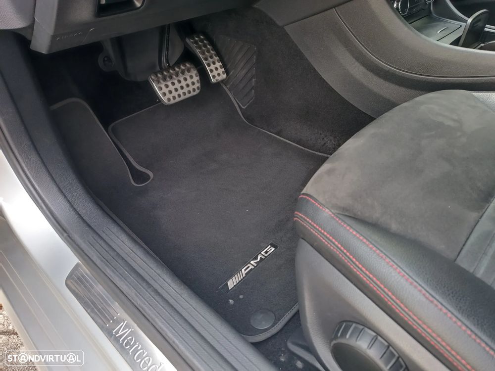 Mercedes-Benz A 220 CDI 7G-DCT AMG Line - 16