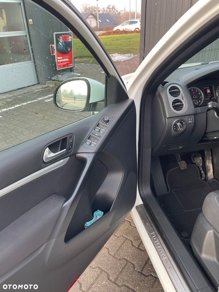 Volkswagen Tiguan 1.4 TSI BlueMotion Technology Lounge Sport & Style - 8