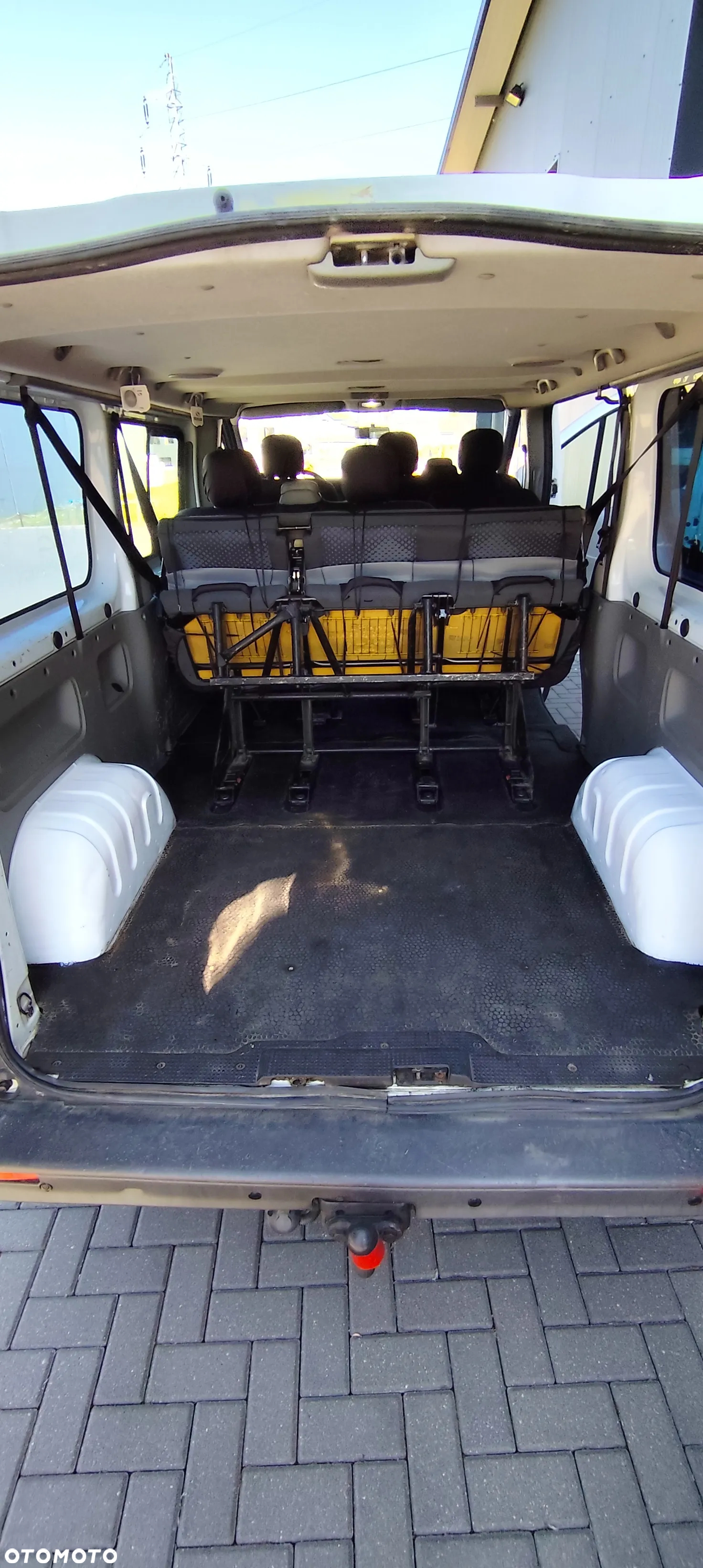 Renault Trafic 2.0 dCi 115 Combi L2H1 - 14