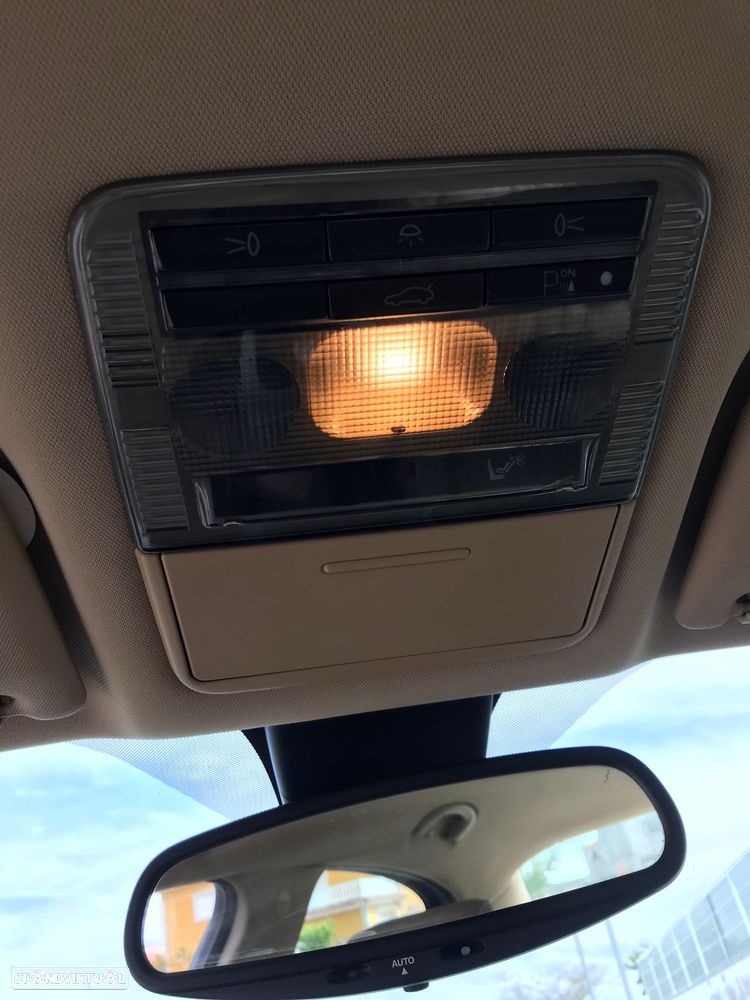 Alfa Romeo 159 1.9 JTDM 16V - 13