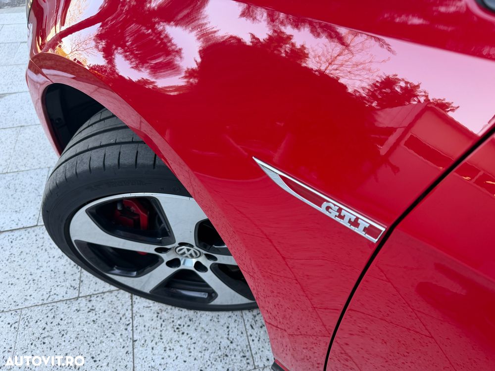 Volkswagen Golf 2.0 GTI DSG - 20